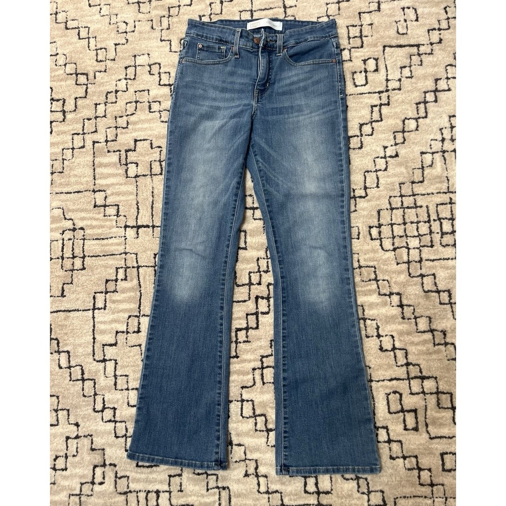 Levi Strauss Signature Gold Shaping Bootcut Women's Jeans W28 L32 Light Wash